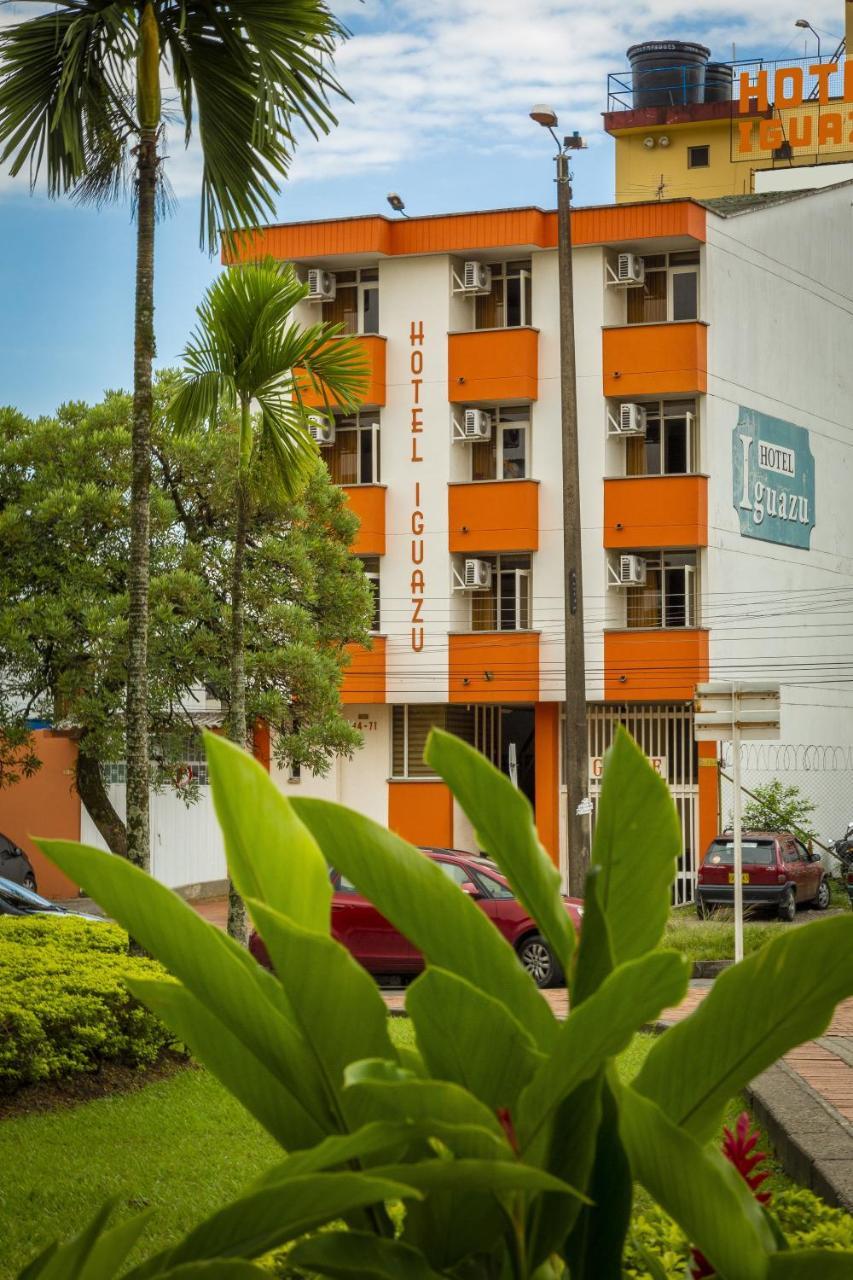 Hotel Iguazu Villavicencio Zewnętrze zdjęcie